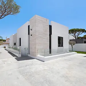 https://lola-sea-villa.es-andalucia.com
